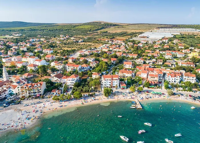 1 Bedroom Lovely In *